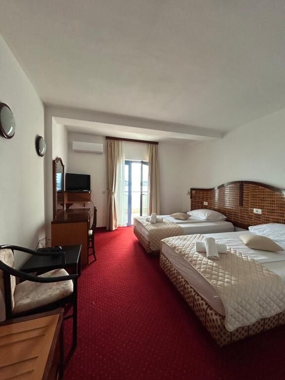 Deluxe Twin Room with Sea View